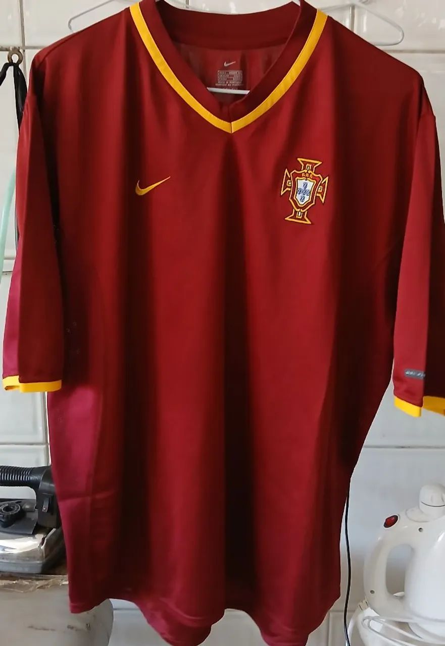 CAMISOLA PORTUGAL 2000/02 homem (RETRO)