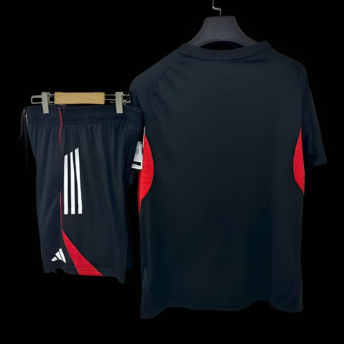 BENFICA CONJUNTO TREINO 25/26 Homem - COM MANGAS