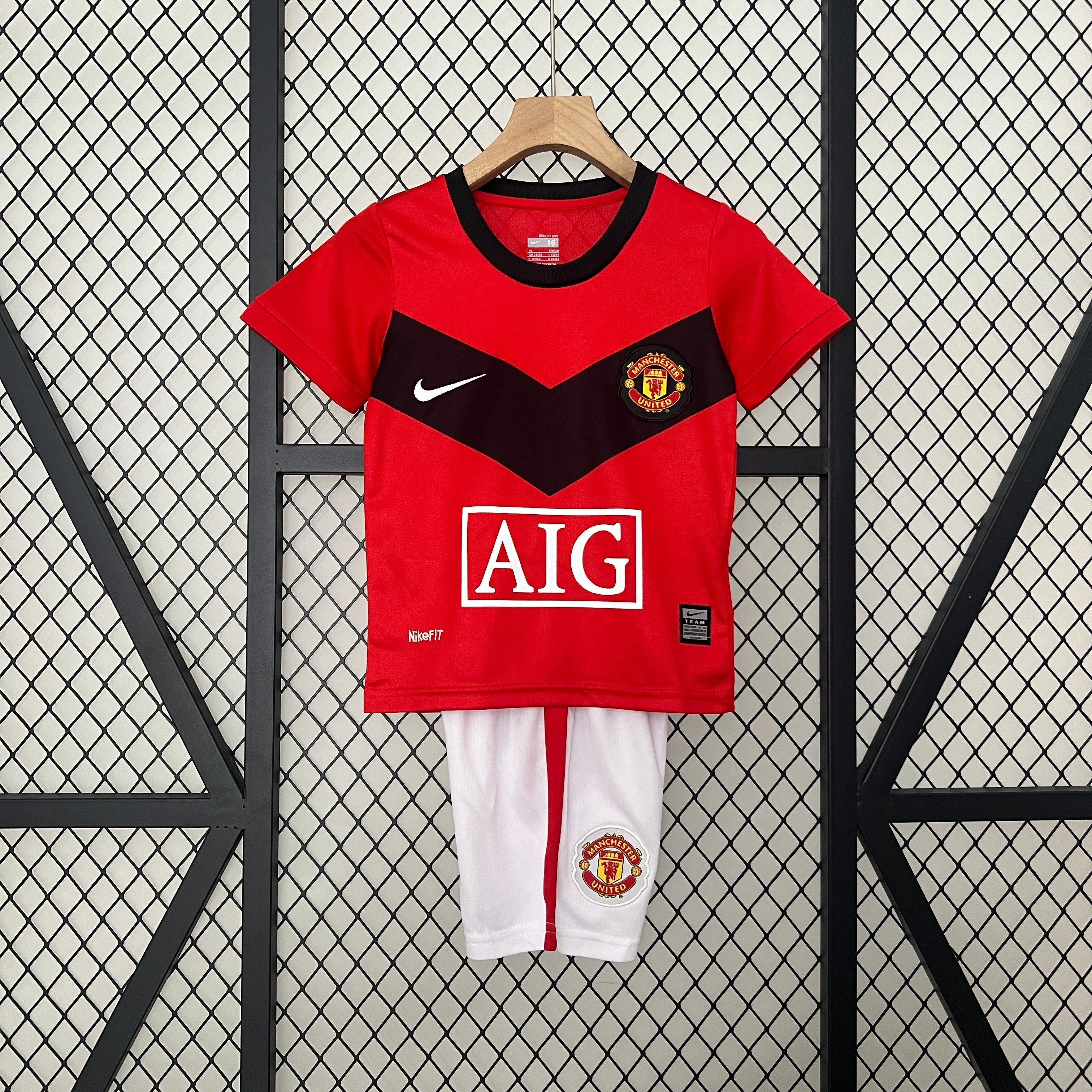 CAMISOLA MANCHESTER UNITED I 09/10 CONJUNTO INFANTIL (RETRO)