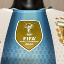 CAMISOLA ARGENTINA PRINCIPAL 26/27 COPA DO MUNDO 2026 COM PATCH - HOMEM (VERSÃO JOGADOR)