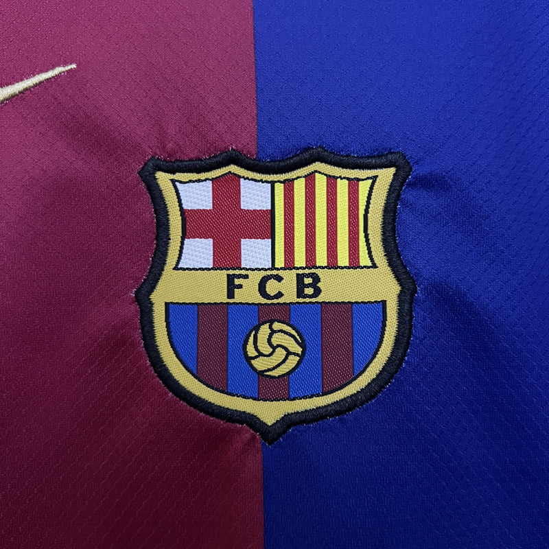 Conjunto Infantil Barcelona x Travis Scott 25/26 – Edição Especial