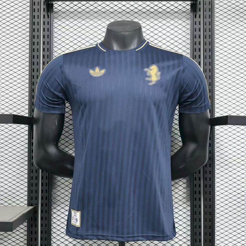 CAMISOLA JUVENTUS TERRACE ICONS 2025 (VERSÃO JOGADOR)