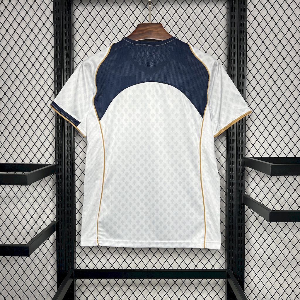 CAMISOLA PORTUGAL 2004 BRANCA (RETRO)  Homem