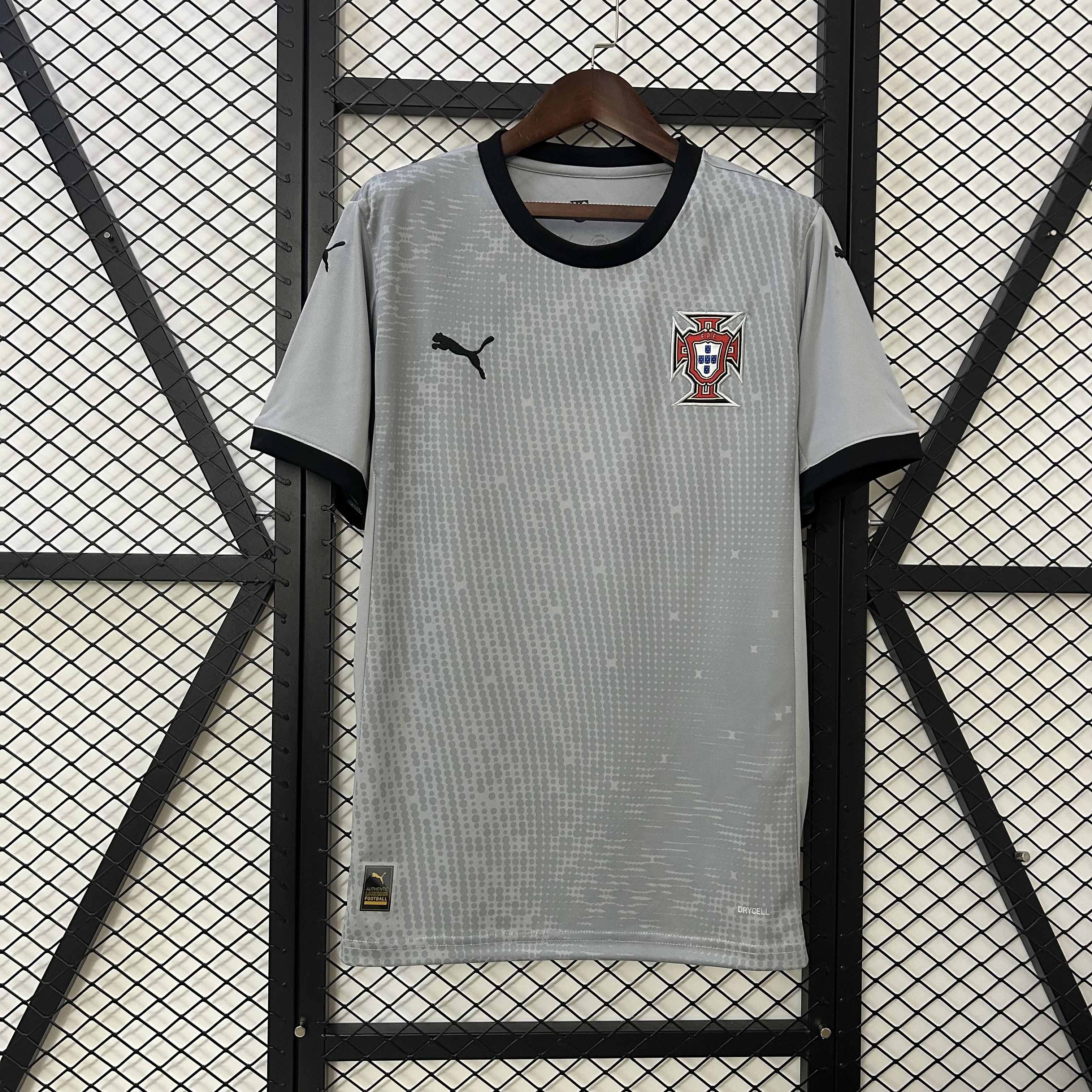 CAMISOLA PORTUGAL GUARDA REDES PUMA 25/26 homem - CINZA