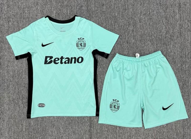 CAMISOLA SPORTING CP III 25/26 – CONJUNTO INFANTIL DO TERCEIRO EQUIPAMENTO ALTERNATIVO