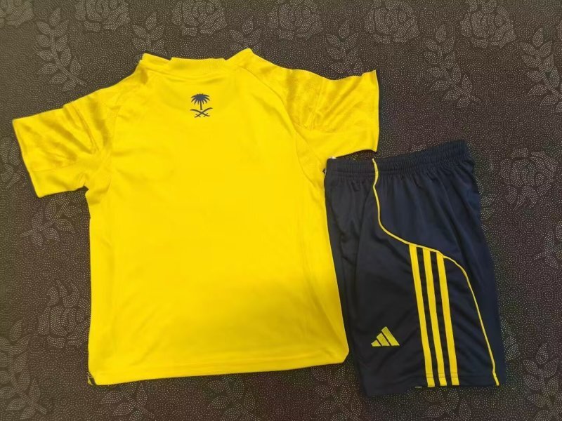 Camisola Al Nassr I 25/26 – Conjunto Infantil Principal Amarelo