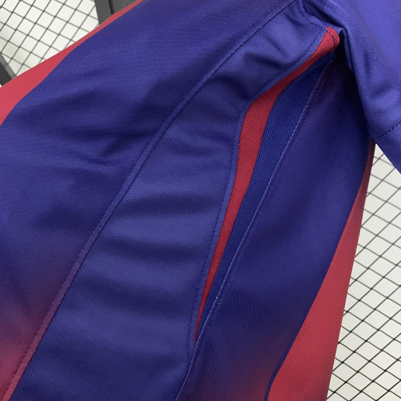 Camisola Barcelona I 25/26 Homem – Modelo Principal Azul e Grená
