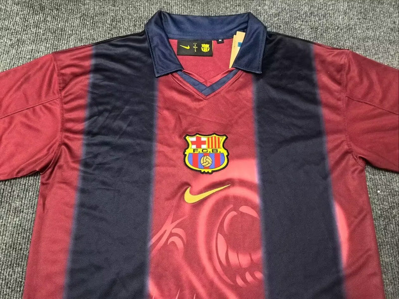 CAMISOLA BARCELONA x TRAVIS SCOTT 25/26 RETRO - Homem