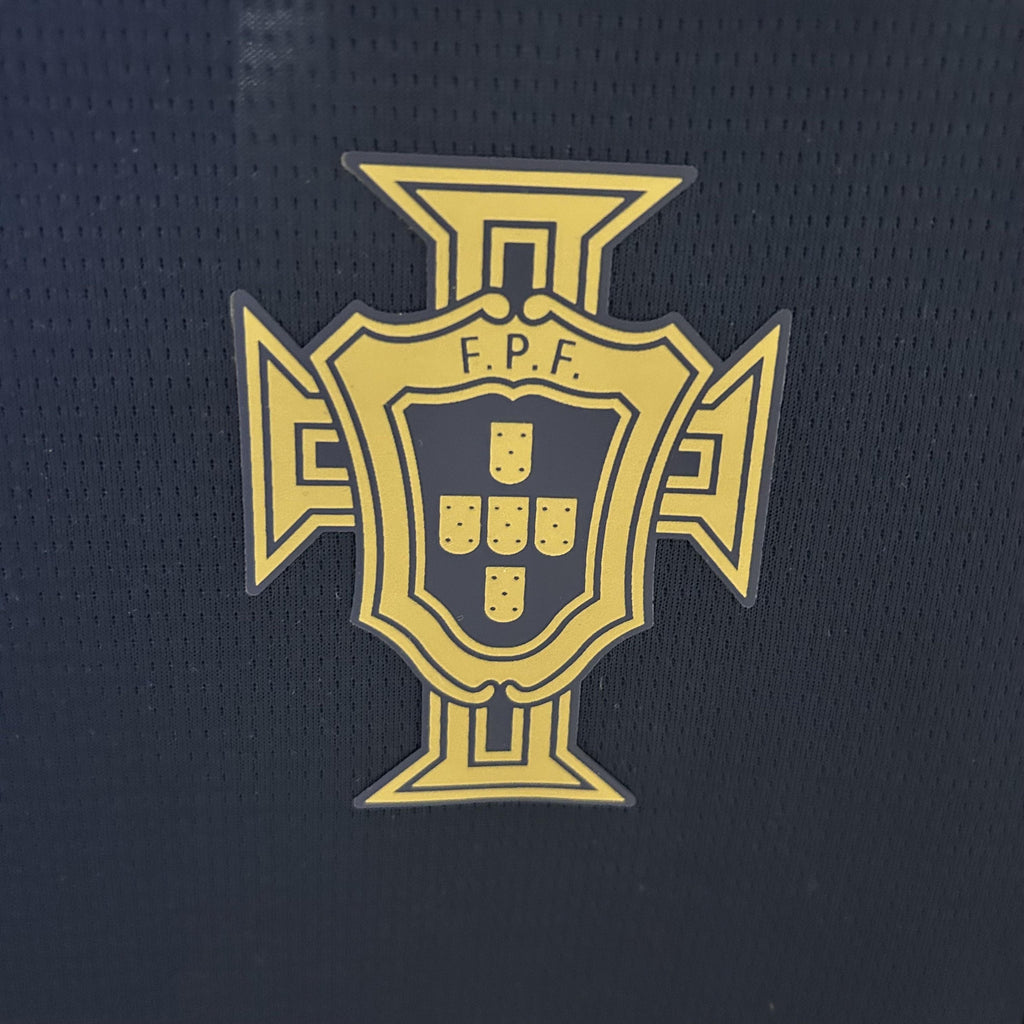 Camisola Portugal Treino 25/26 Azul – Equipamento de Treino Puma