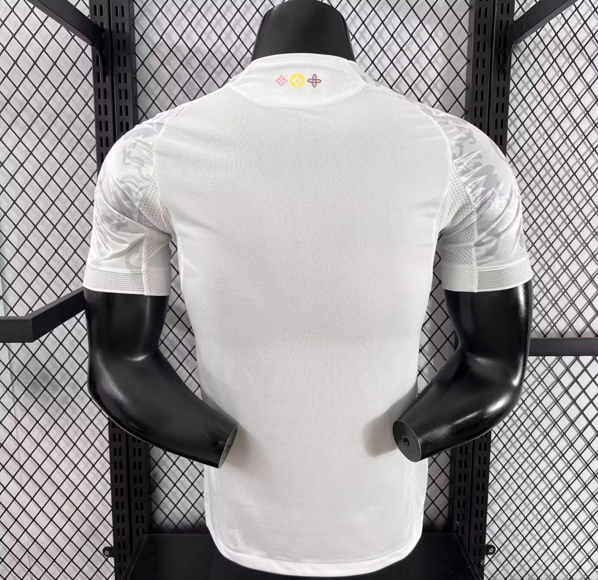 Camisola Real Madrid x Louis Vuitton 25/26 - Versão Jogador Homem