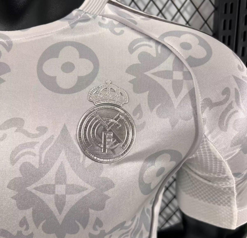 Camisola Real Madrid x Louis Vuitton 25/26 - Versão Jogador Homem