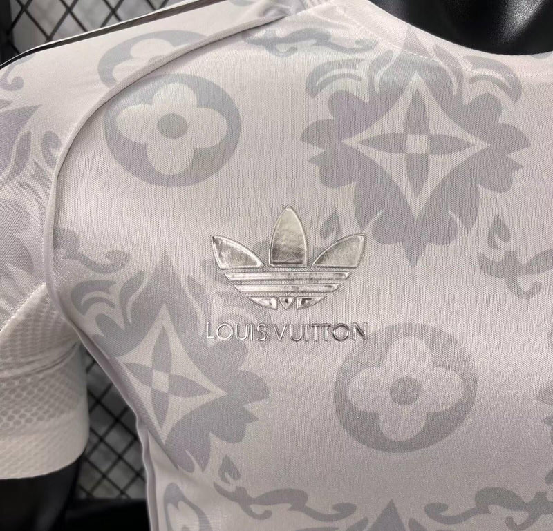 Camisola Real Madrid x Louis Vuitton 25/26 - Versão Jogador Homem
