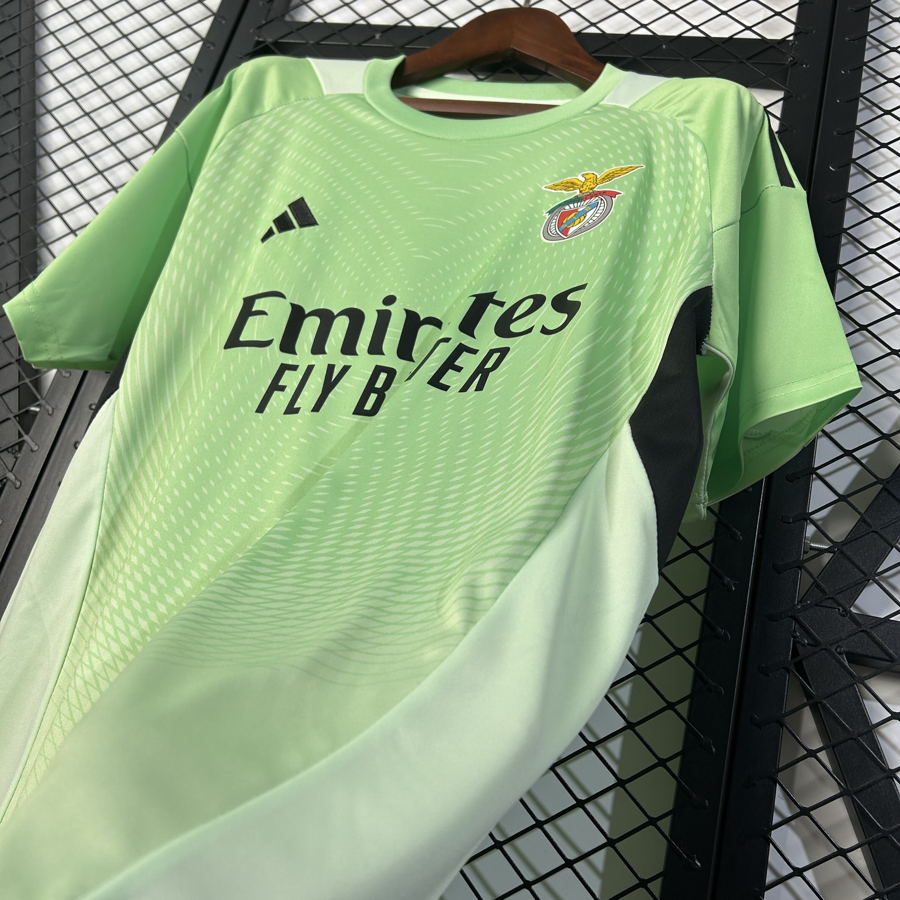 Camisola SL Benfica GR Verde 25/26 – Guarda-Redes Masculina