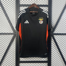 Camisola SL Benfica Treino Preto 25/26 Homem – T-shirt de Treino Benfica Preta