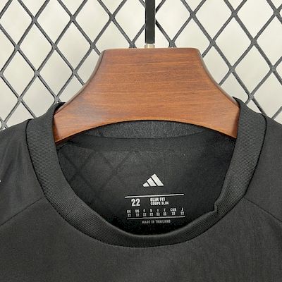 Camisola SL Benfica Treino Preto 25/26 Infantil – Conjunto Criança