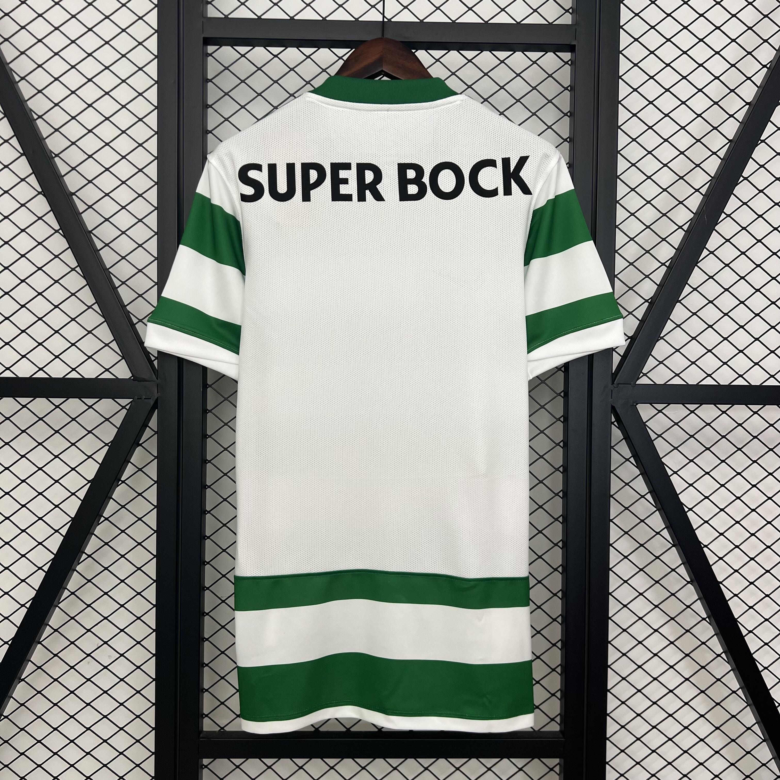 Camisola Sporting CP Principal 25/26 – Homem  Equipamento Verde e Branco
