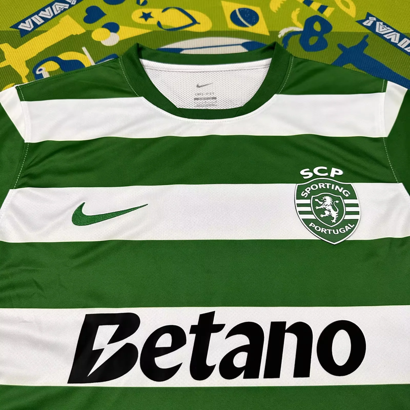 Camisola Sporting CP Principal 25/26 – Homem  Equipamento Verde e Branco