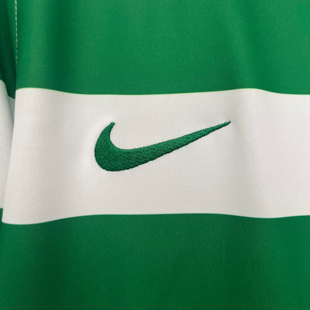 Camisola Sporting CP Principal 25/26 – Homem  Equipamento Verde e Branco