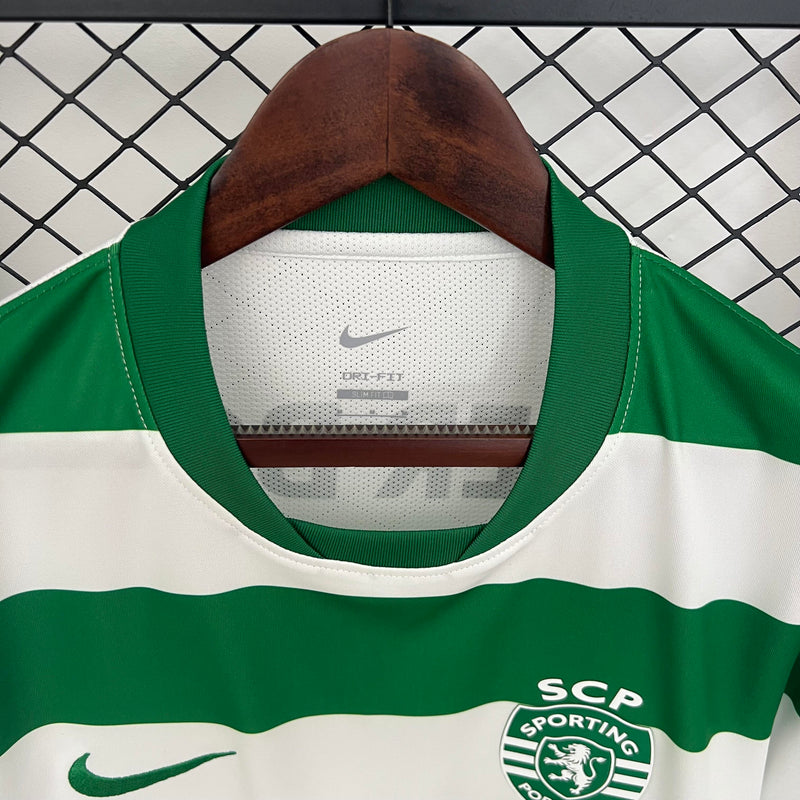 Camisola Sporting CP Principal 25/26 – Homem  Equipamento Verde e Branco