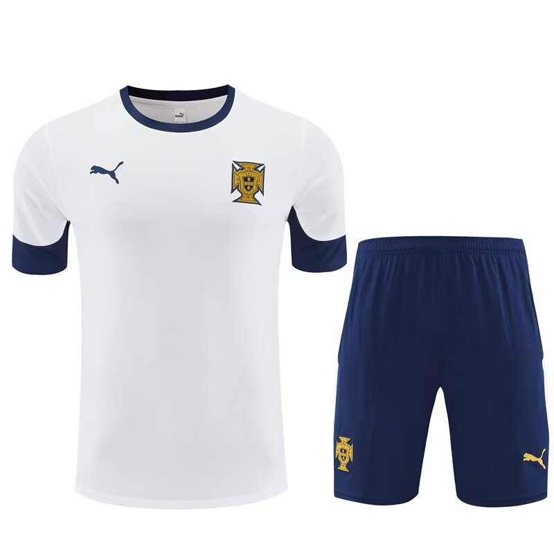 Portugal Conjunto de Treino I 25/26 Puma – Branco e Azul Marinho Homem