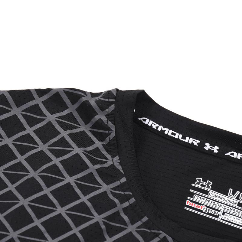 T-SHIRT UNDER ARMOUR HOMEM - PRETA