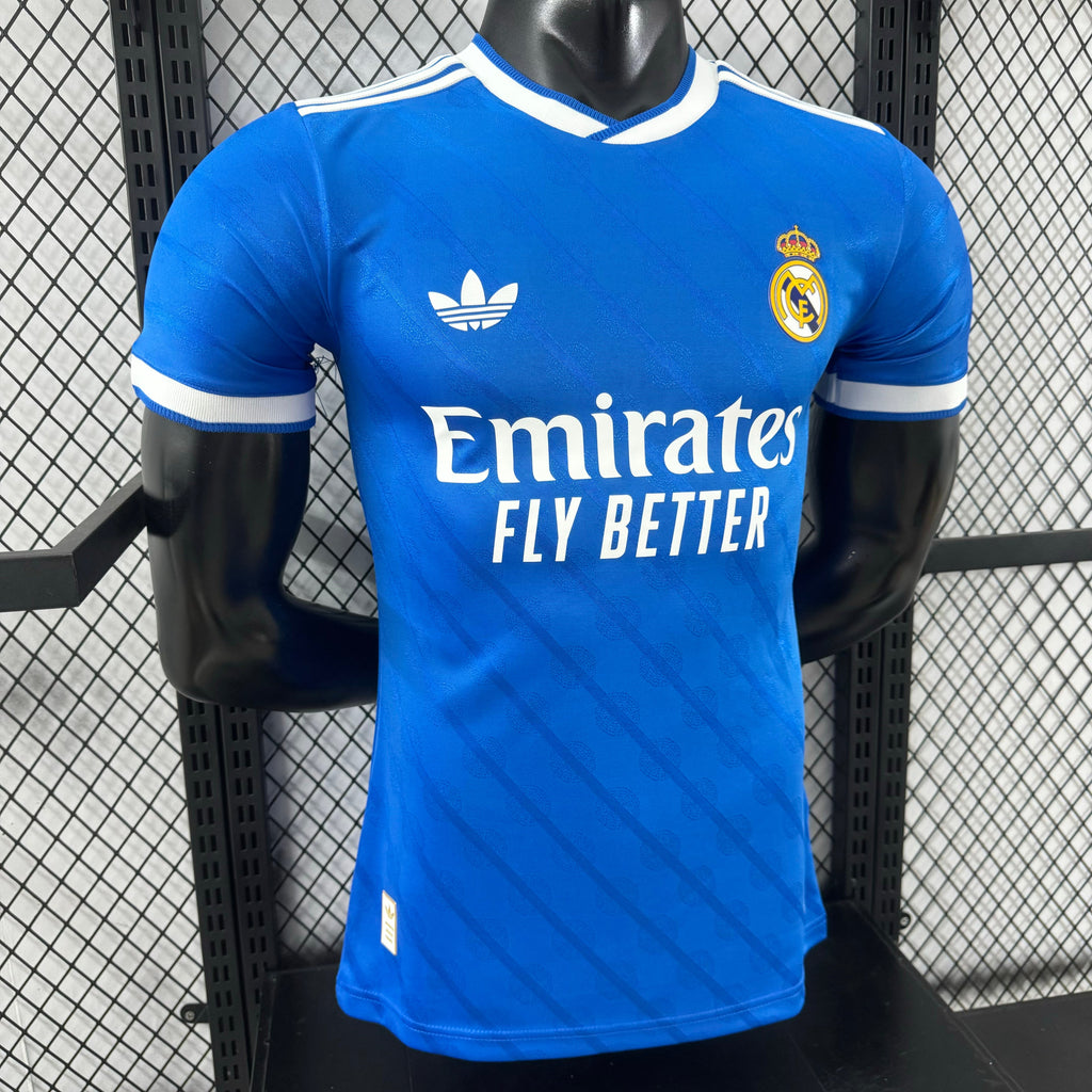 camisola Real Madrid III 2526 – Terceiro Equipamento Azul Homem