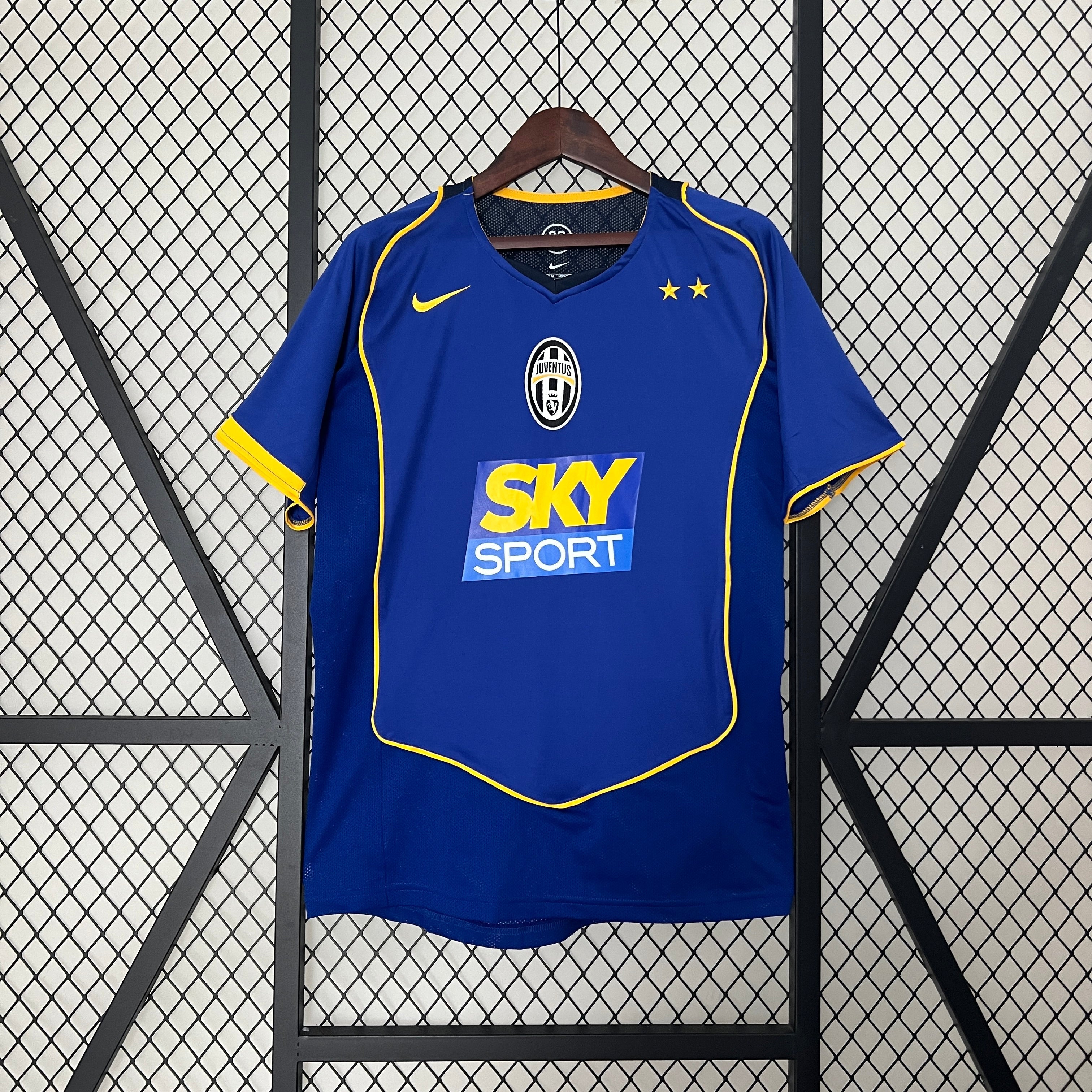 CAMISOLA JUVENTUS II 04/05 homem (RETRO)